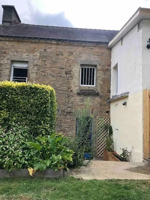 Vakantiehuis La Voyageuse, Gite 6 Places Pluvigner